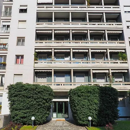 Apartment Mba24 Charming Close To Metro Fieracitylife Milan