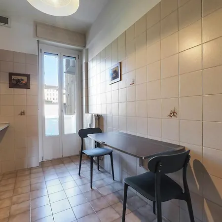 Mba24 Charming Close To Metro Fieracitylife Апартаменты *
